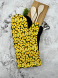 Oven mitts. Food. Lemons