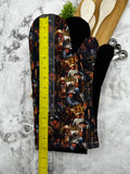 Oven Mitts. Pop Culture. Yellowstone. Oven Mitts and Tea Towel