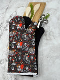 Oven Mitts. Pop Culture. Horror.