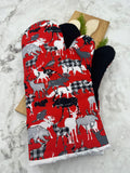 Oven Mitts. Animals. Canada on red.