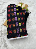 Oven Mitts. Pop Culture. Five Nights at Freddies.