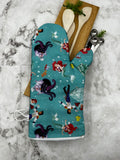 Oven Mitts. Pop Culture. D. Little Mermaid.