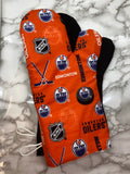 Oven Mitts. Sports. Oilers