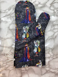 Oven Mitts. Pop Culture. D. Villains. Queens.