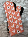 Oven mitts. Animals. Fox.