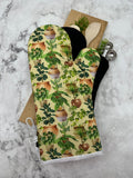 Oven Mitts. Plants.