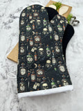 Oven Mitts. Skulls and poison.