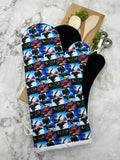 Oven Mitts. Pop Culture. Toothless.