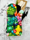 Oven mitts. Food. Vegetable Garden.