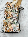 Oven mitts. Animals. Cats and Kittens