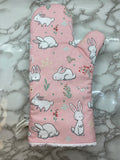 Oven mitts. Animals. Bunny rabbit.