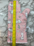 Oven mitts. Animals. Bunny rabbit.