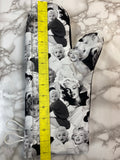 Oven mitts. Pop Culture. Marilyn Monroe. White