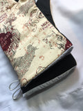 Oven mitts. Pop Culture. Harry Potter. Map