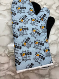 Oven mitts. Food. Tacos and call me pretty