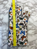 Oven mitts. Animals. Butterflies