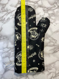 Oven mitts. Pop Culture. Harry potter. Black