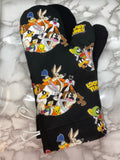 Oven mitts. Pop Culture. Looney Tunes. Black