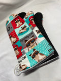 Oven mitts. Pop Culture! Grumpy cat.