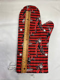 Oven mitts. Pop culture. Harley Quinn.