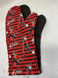 Oven mitts. Pop culture. Harley Quinn.