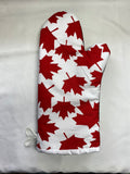 Oven mitts. Life. Canada