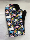 Oven mitts. Animals. Unicorns on blue