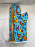 Oven mitts. Animals. Lamas