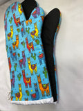 Oven mitts. Animals. Lamas