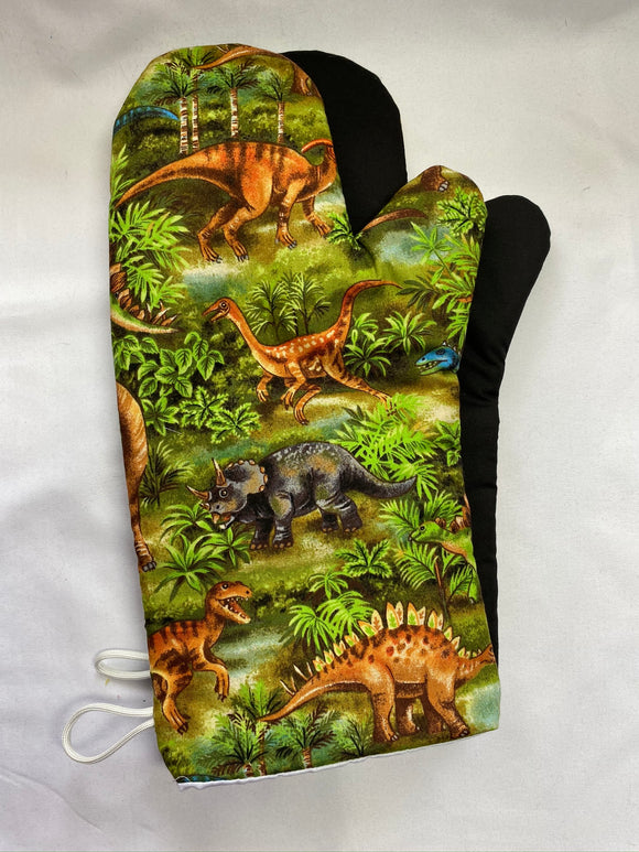 Oven mitts. Animals. Dinosaurs