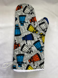 Oven mitts. Pop Culture. Dr. Who. Dalek