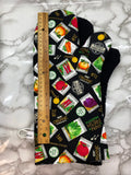 Oven mitts. Food. Vegetable Garden