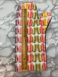 Oven mitts. Food. Macaroons
