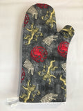 Oven mitts. Pop culture. Game Of Thrones Symbols