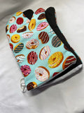 Oven mitts. Food. Donuts. Mint