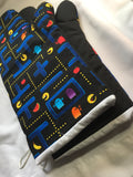 Oven mitts. Game. Packman