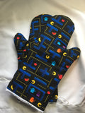 Oven mitts. Game. Packman