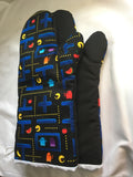 Oven mitts. Game. Packman