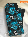 Oven mitts. Pop culture. Harry Potter. Hogwarts. Blue.