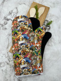 Oven mitts. Pop C. One Piece