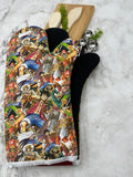 Oven mitts. Pop C. One Piece