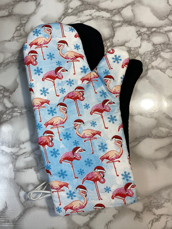 Oven Mitts. Christmas. Flamingoes in Santa Hats.