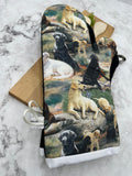 Oven Mitts. Animals. Dogs. Labrador.