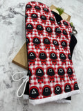Oven Mitts. Pop Culture. Squid Games.