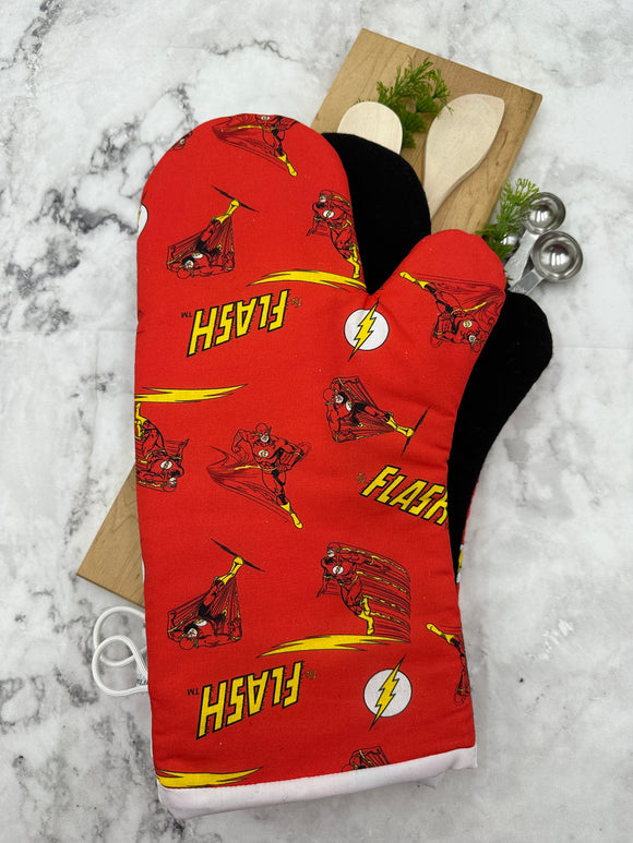 Oven Mitts. Pop Culture. Flash.