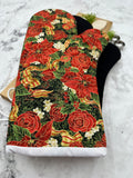 Oven Mitts. Christmas. Poinsettias.