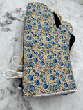 Oven Mitts. Game. Dice D20.