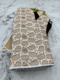 Oven Mitts. Pop Culture. Pushine