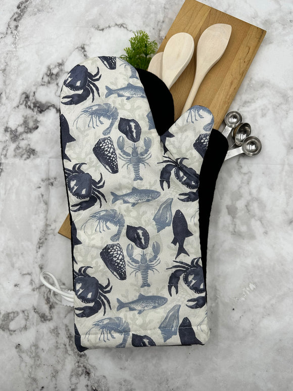 Oven mitts. Animals. Sealife. Crabs. Lobsters.
