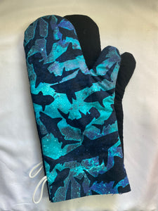 Oven mitts. Animals. Sharks.